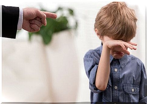 father fighting with his little son