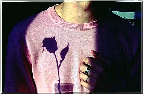 Flower eyeshadow on a blouse